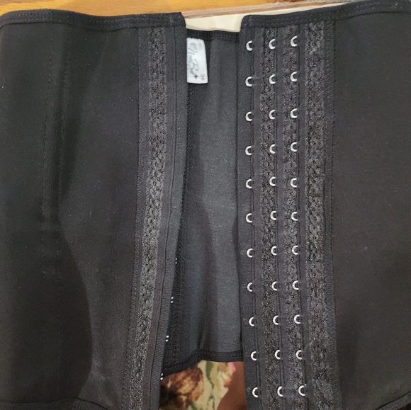 NEW NOVAbell Waist Trainer - 3 rows of hooks, Latex, 11-Hooks Bust to Hips - Picture 11 of 16